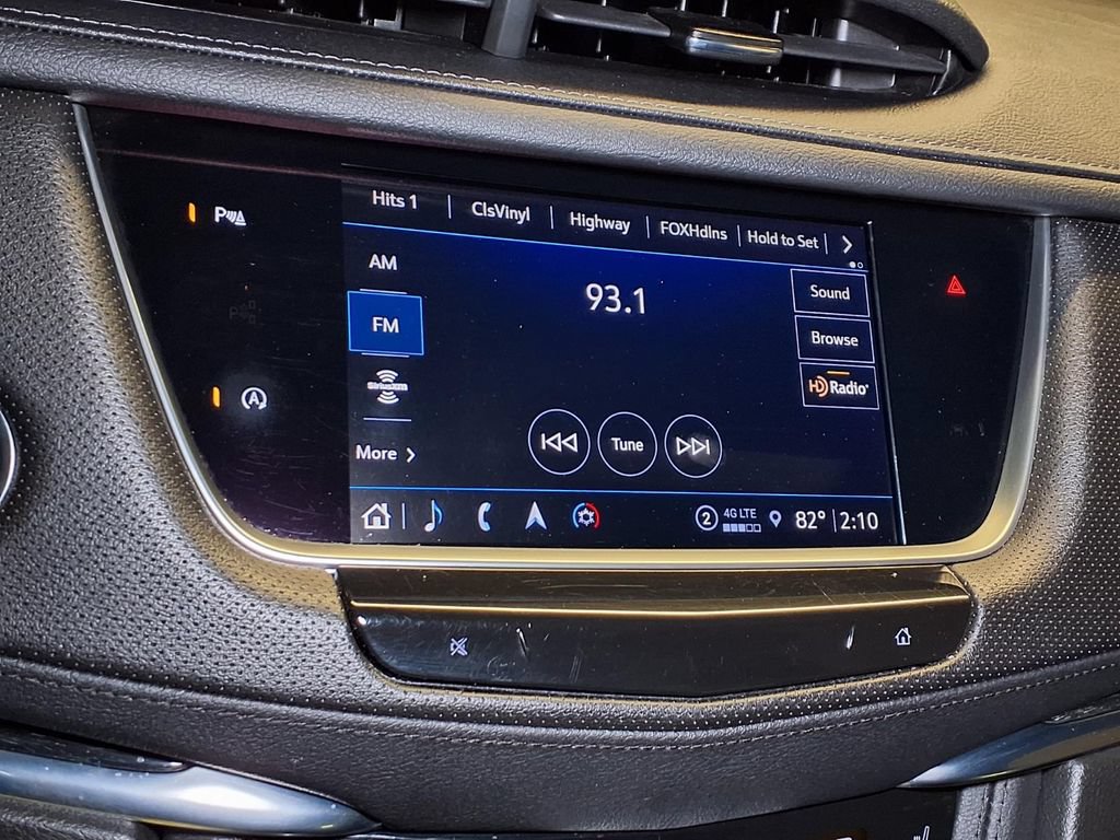 Certified 2023 Cadillac XT5 Premium Luxury FWD image 4