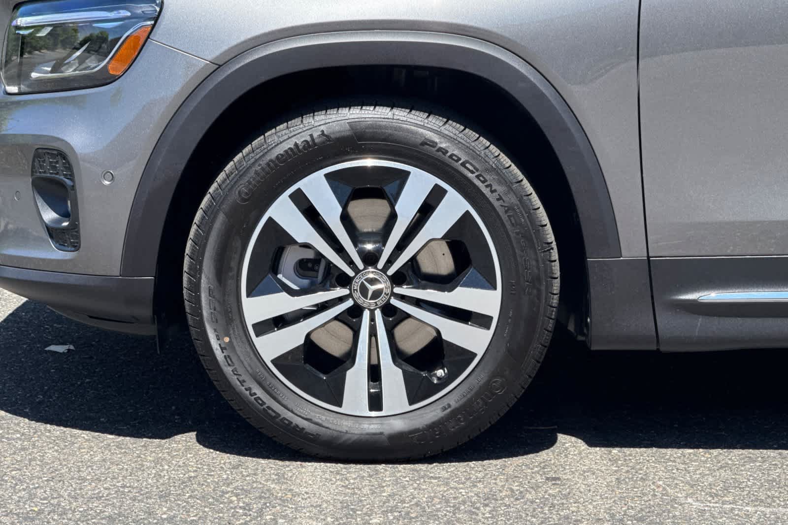 Certified 2026 Mercedes-Benz GLB 250 image 24