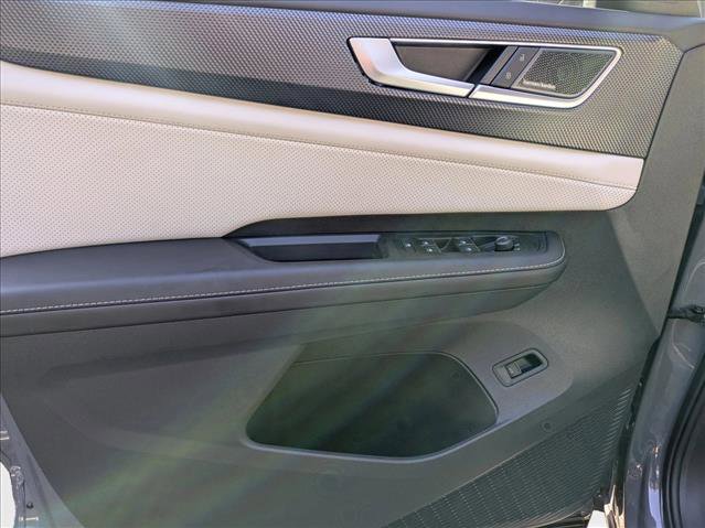 New 2026 Volkswagen Atlas Cross Sport SEL Premium R-Line image 15