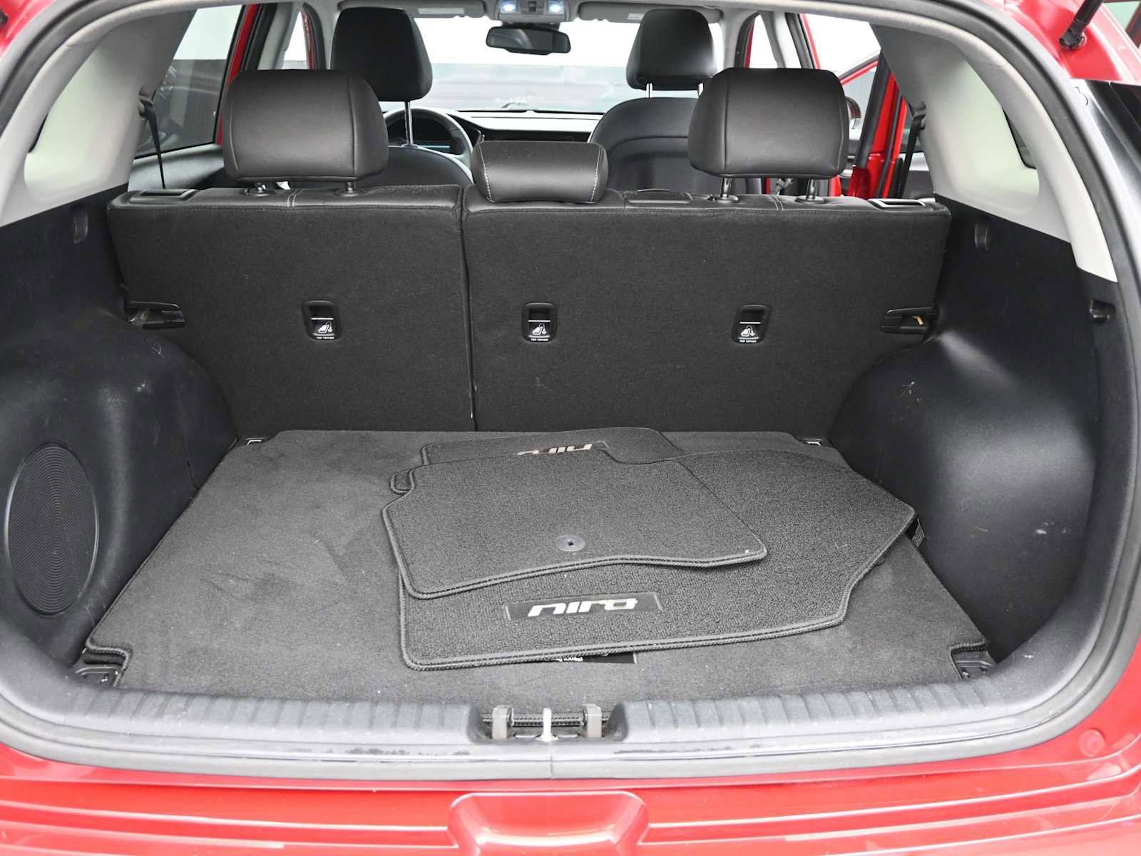 Used 2022 Kia Niro Touring Special Edition image 12