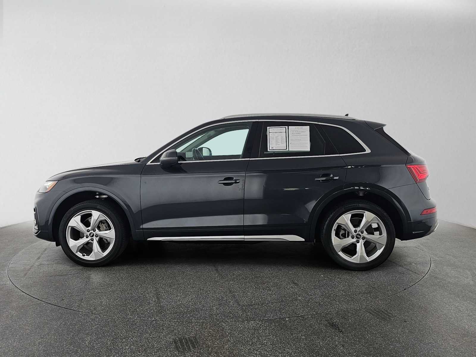 Used 2021 Audi Q5 2.0T Premium Plus w/ Premium Plus Package AWD/4WD image 6