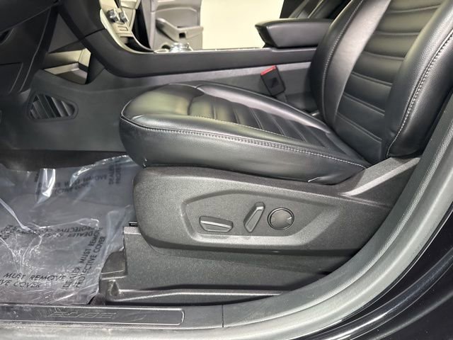 Used 2023 Ford Edge SEL w/ Convenience Package AWD/4WD image 6