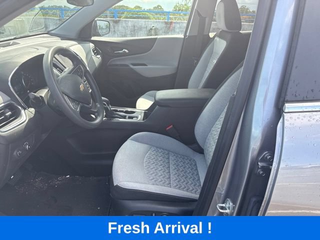 Used 2023 Chevrolet Equinox LT FWD image 2