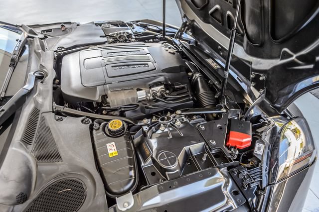 Used 2016 Jaguar F-TYPE Convertible RWD image 24