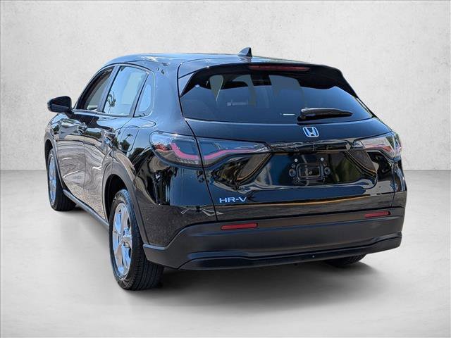 Used 2023 Honda HR-V LX image 7