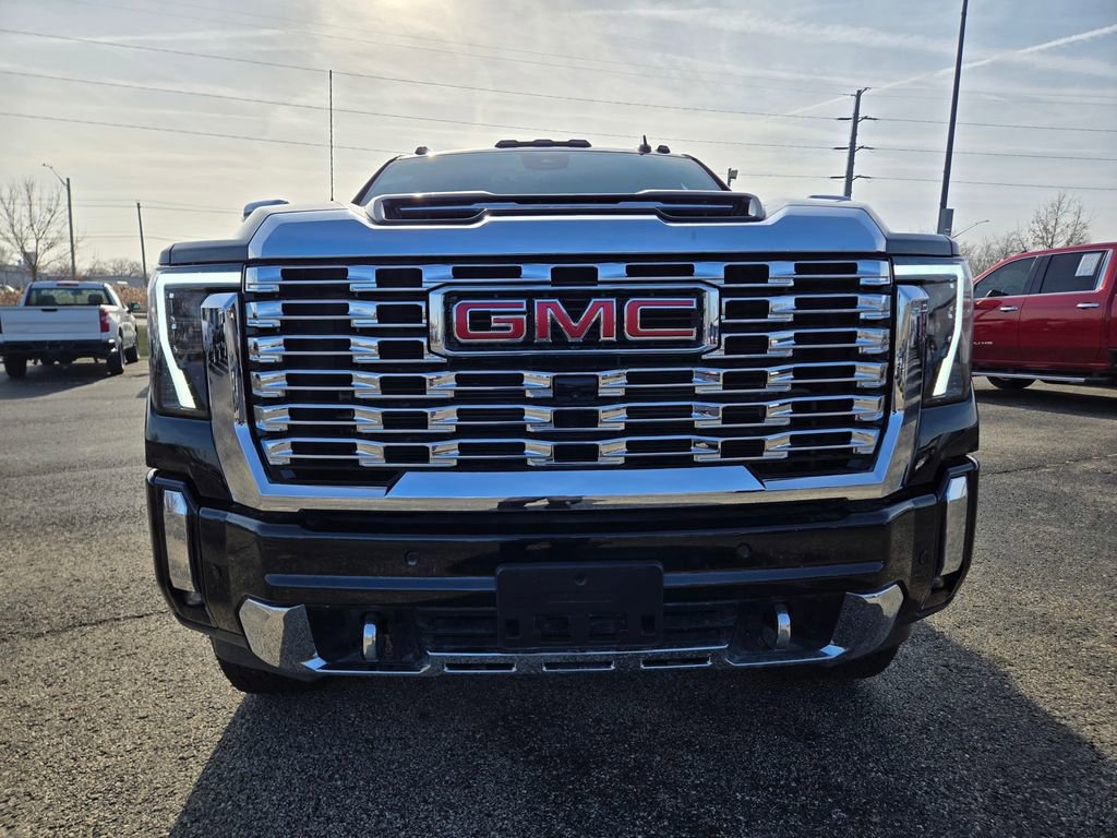 Used 2025 GMC Sierra 2500 Denali image 41