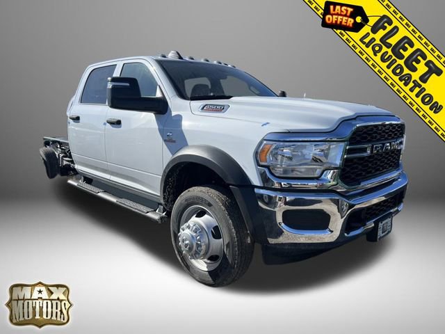 New 2024 RAM 5500 Tradesman w/ Chrome Appearance Group image 1