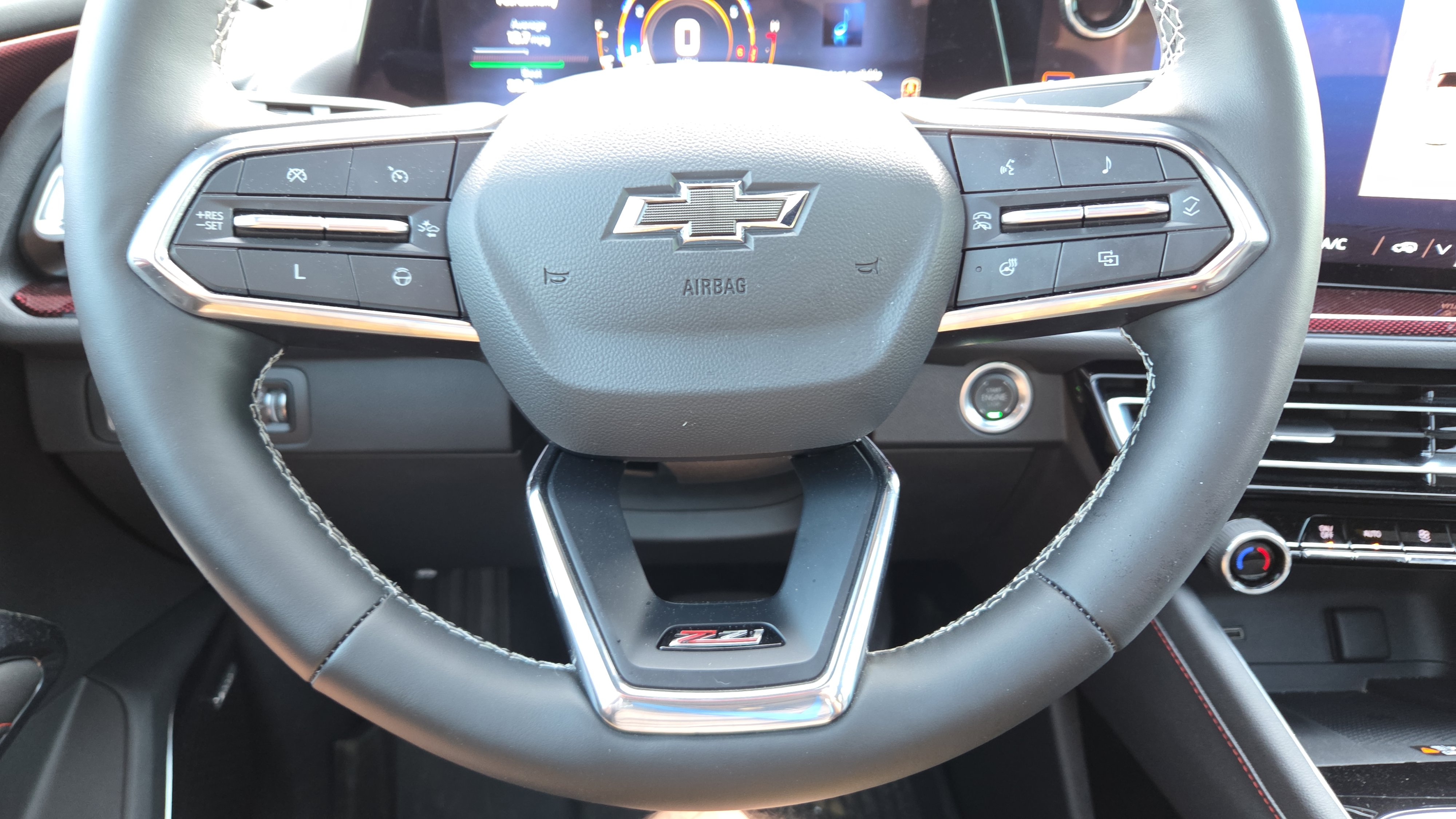 Used 2024 Chevrolet Traverse Z71 w/ Enhanced Driving Package image 17