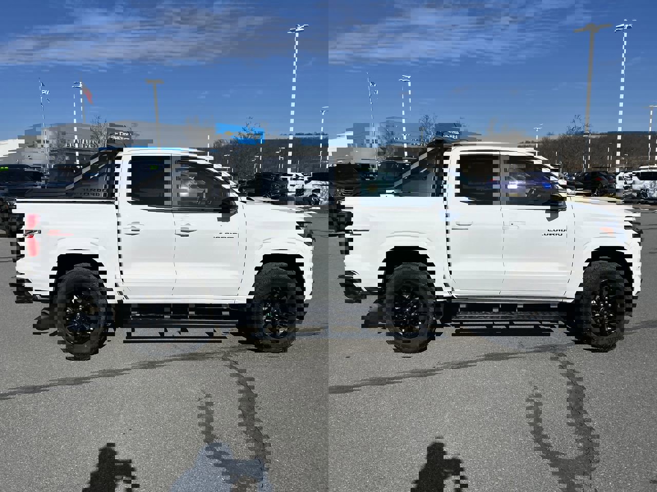 New 2025 Chevrolet Colorado Z71 w/ Midnight Edition image 8