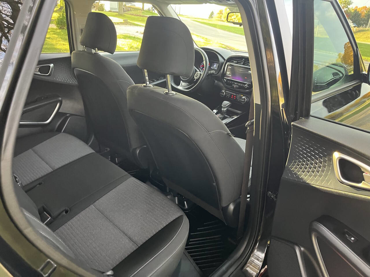 Used 2022 Kia Soul GT-Line image 31