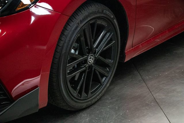 Used 2026 Toyota Camry SE image 7