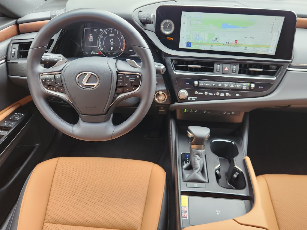 Certified 2025 Lexus ES 350 w/ Premium Package FWD image 27