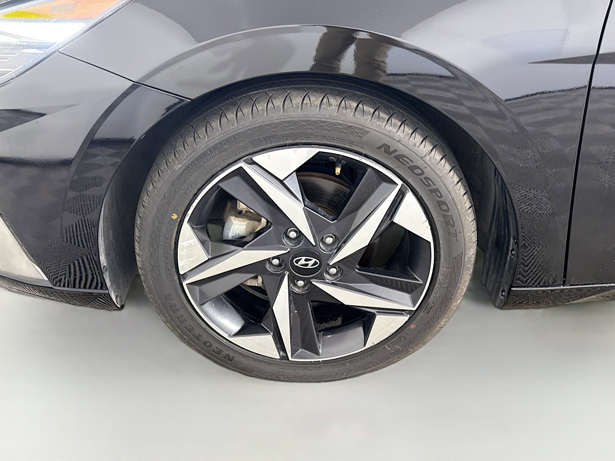 Used 2022 Hyundai Elantra SEL w/ Convenience + Premium Package image 37