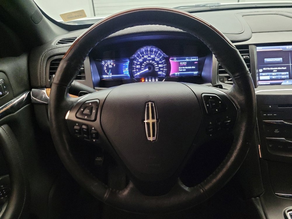 Used 2014 Lincoln MKS FWD image 22