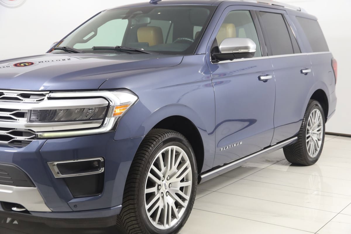 Used 2023 Ford Expedition Platinum AWD/4WD image 56