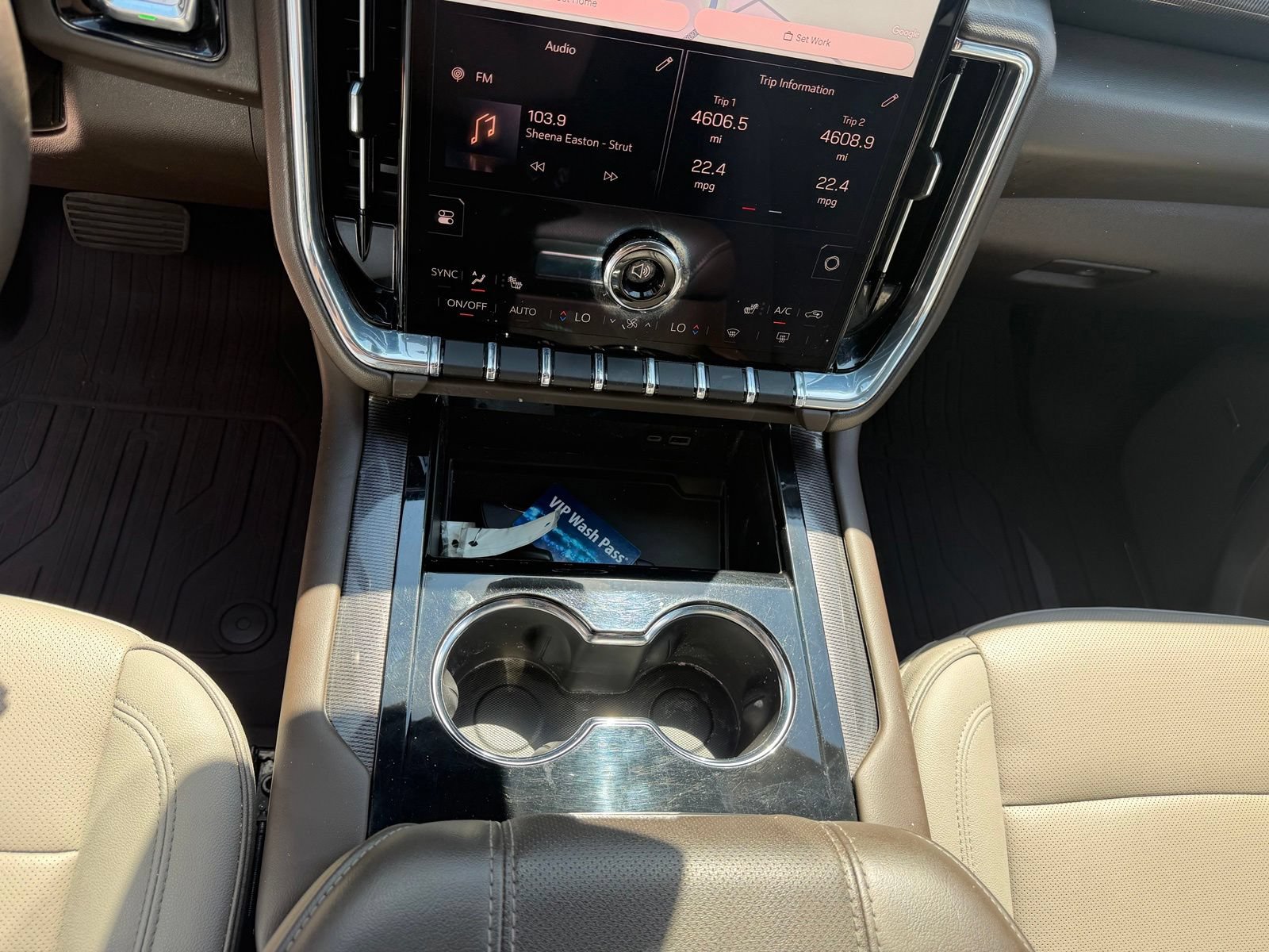 Used 2025 GMC Yukon XL Elevation AWD/4WD image 20