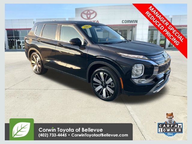 Used 2025 Mitsubishi Outlander SE