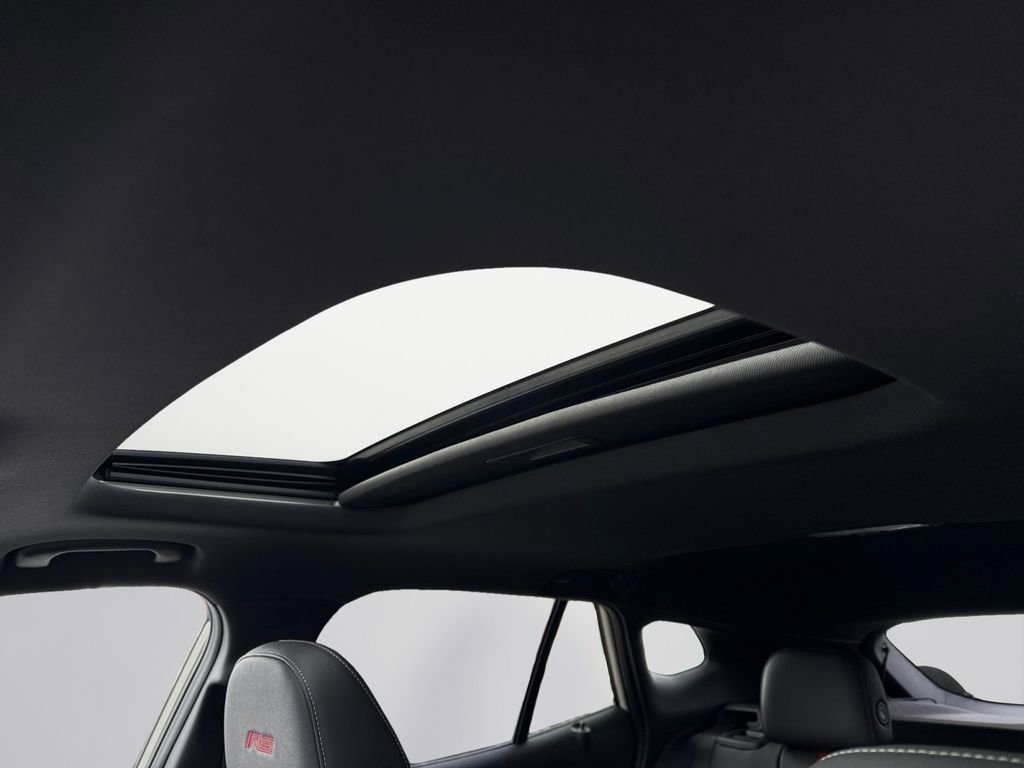 New 2026 Chevrolet Trax RS w/ Sunroof Package image 17