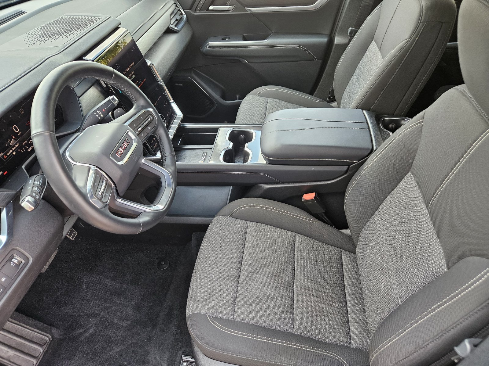 Used 2026 GMC Acadia Elevation FWD image 17