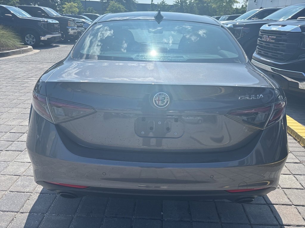 Used 2024 Alfa Romeo Giulia Ti image 5