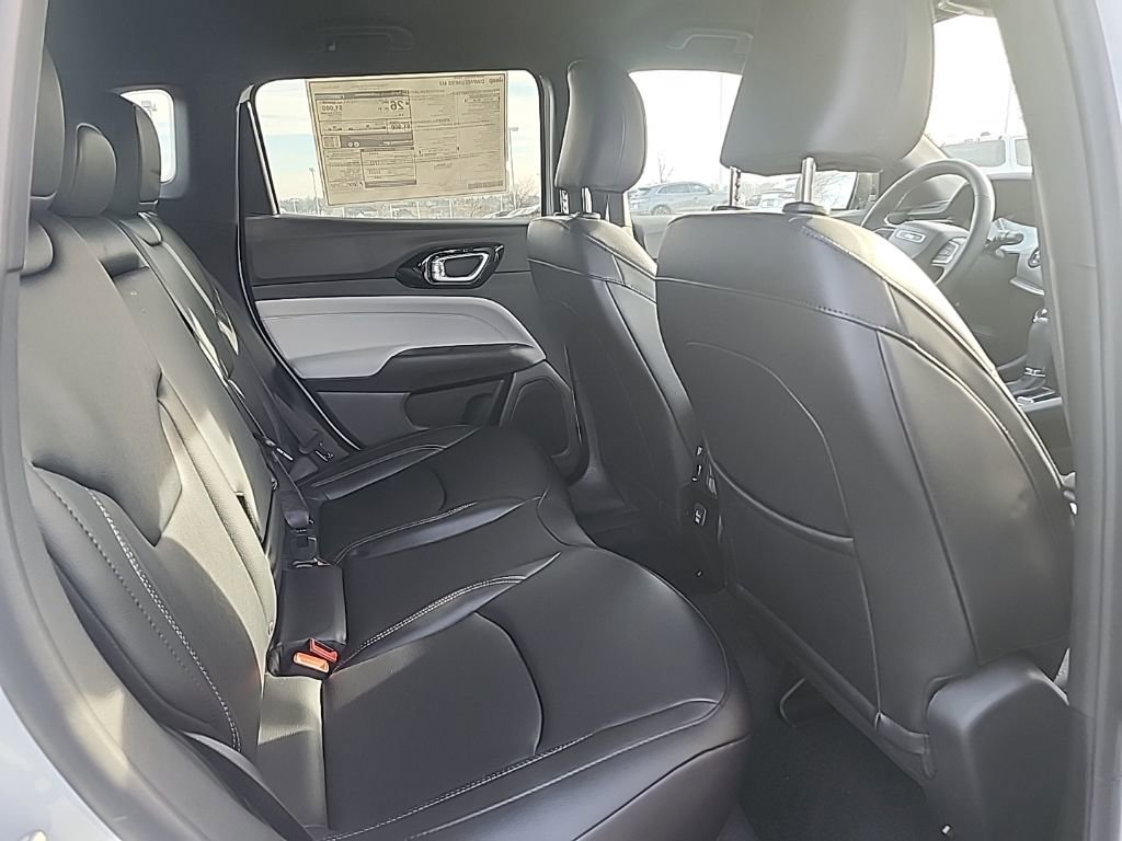 New 2026 Jeep Compass Limited image 13