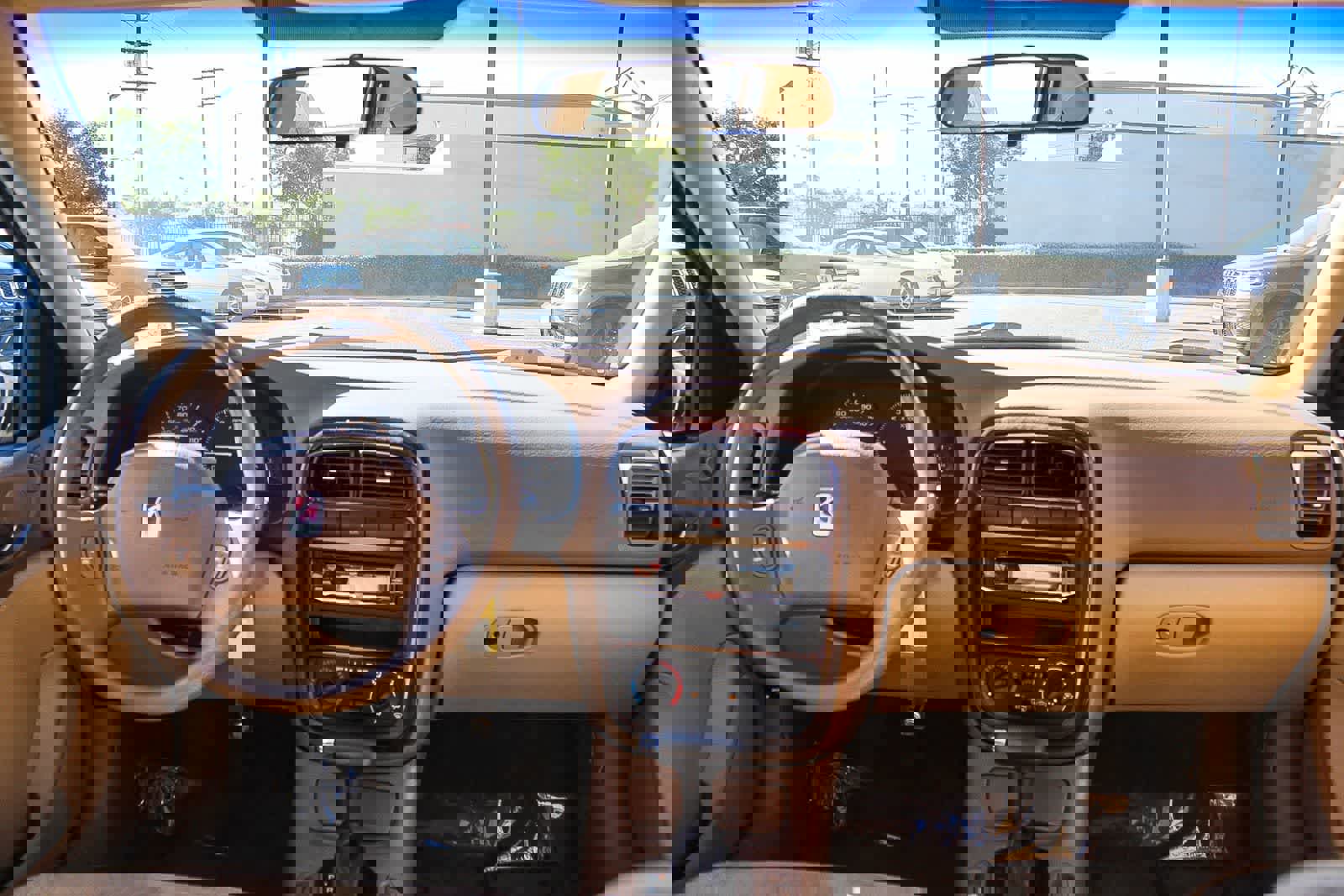 Used 2001 Saturn L-Series L200 FWD image 16