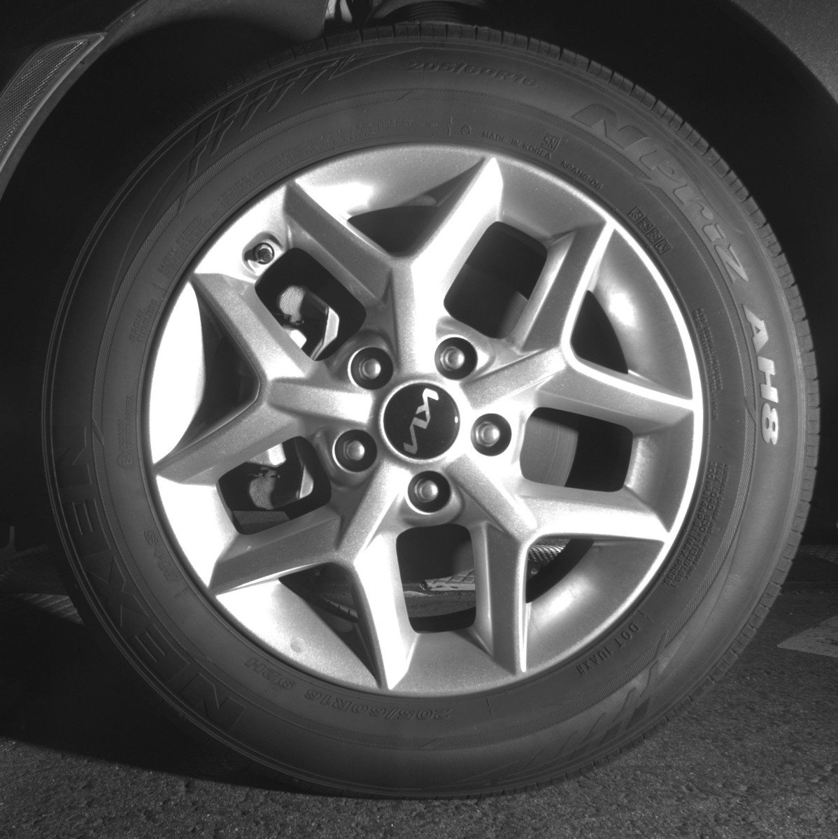 Used 2025 Kia Soul LX w/ LX Technology Package image 12