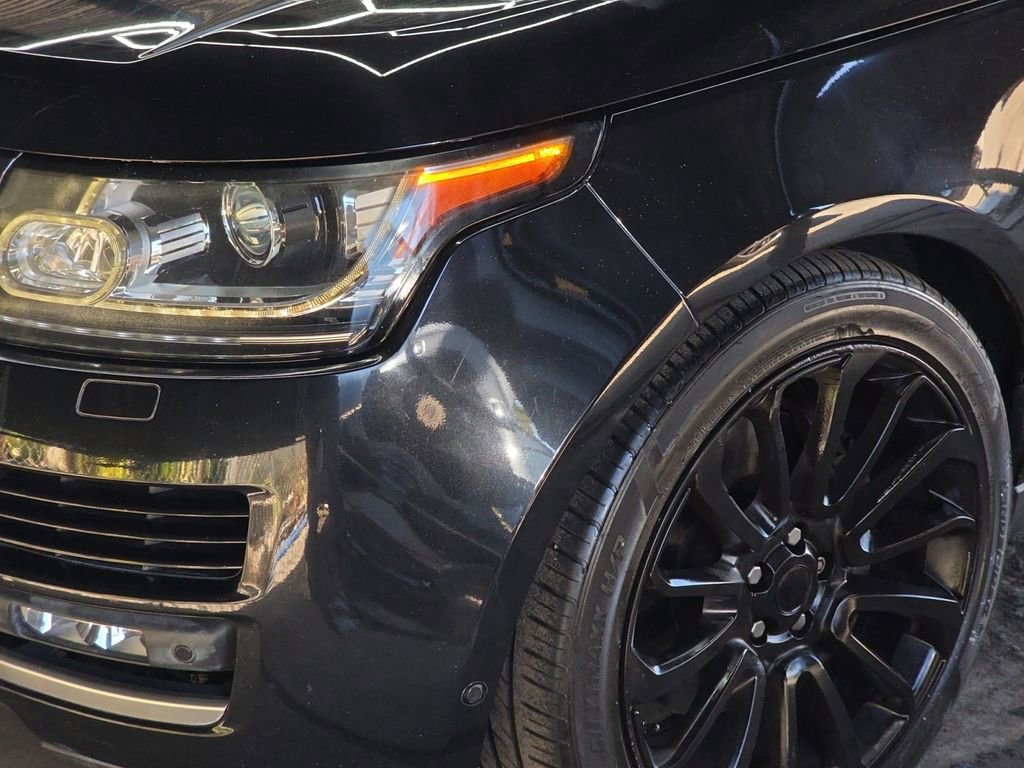 Used 2017 Land Rover Range Rover Long Wheelbase Supercharged image 31