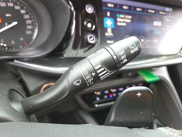 Used 2021 Buick Envision Essence w/ Sport Touring Package AWD/4WD image 60