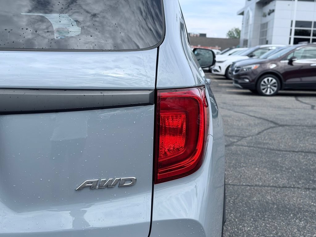 Used 2023 Honda Passport EX-L image 7