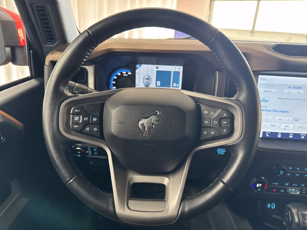 Used 2023 Ford Bronco Outer Banks AWD/4WD image 16