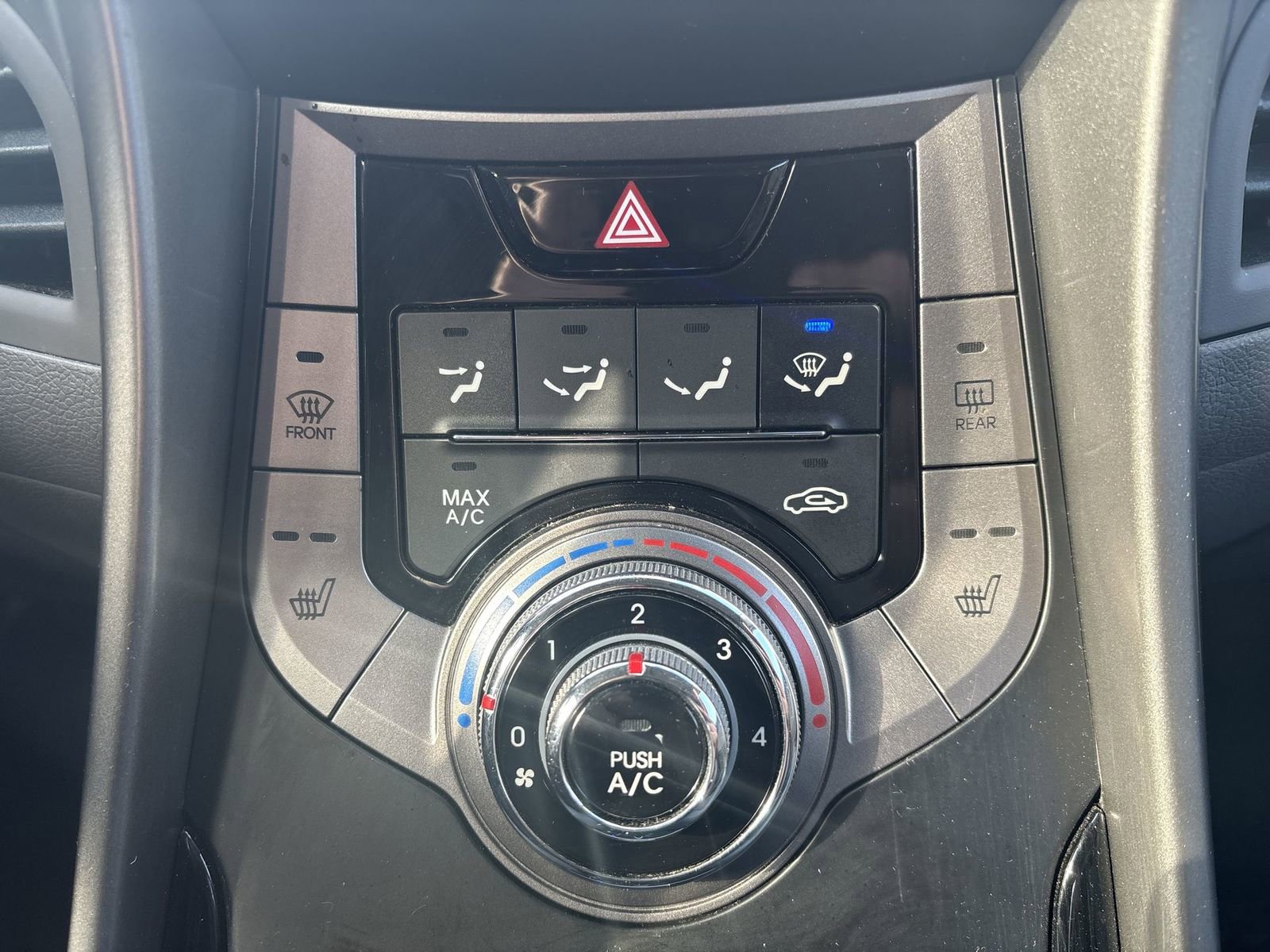 Used 2013 Hyundai Elantra GLS w/ Preferred Pkg FWD image 17