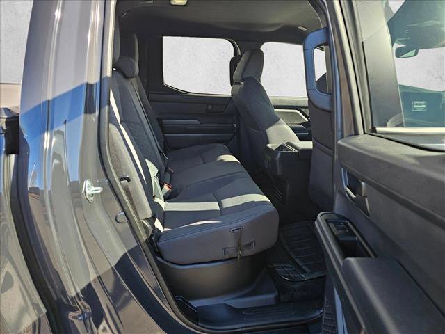 Used 2024 Toyota Tacoma SR5 AWD/4WD image 11