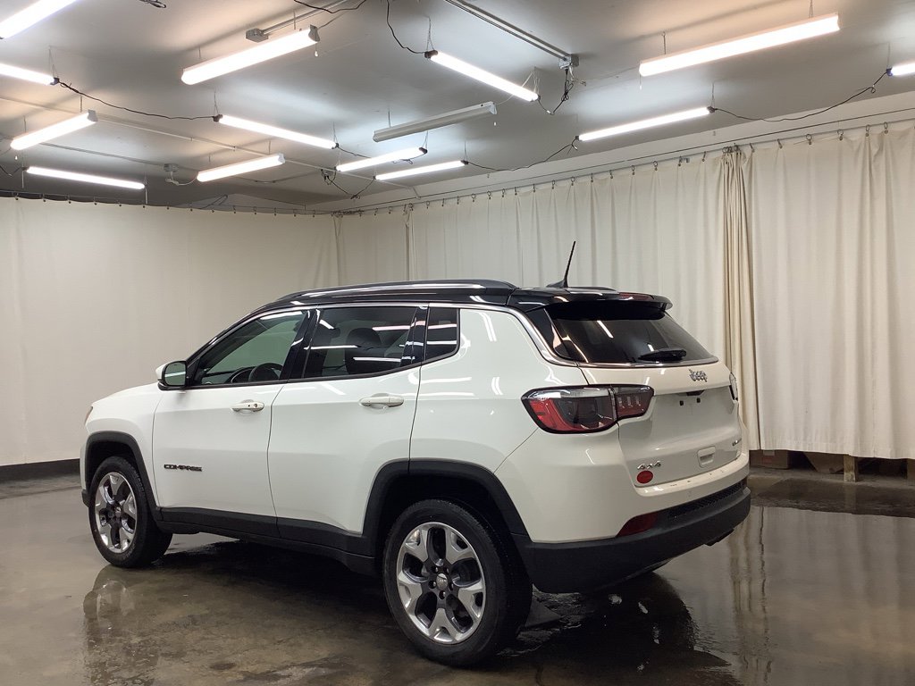 Used 2021 Jeep Compass Limited w/ Sun and Sound Group image 9