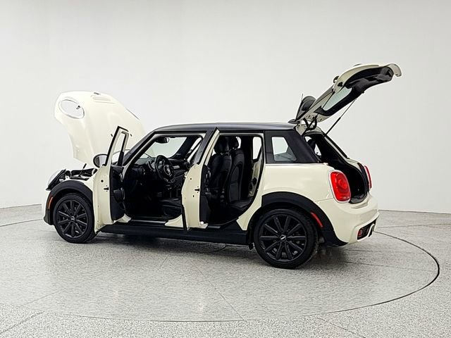 Used 2015 MINI Cooper S image 12