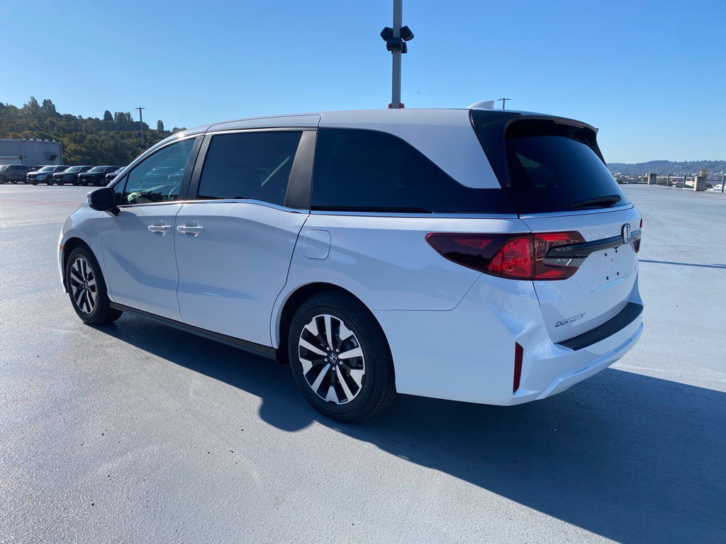 New 2027 Honda Odyssey EX-L image 9