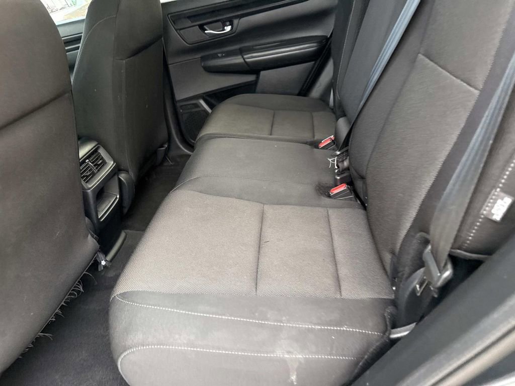 Used 2025 Honda CR-V LX image 13