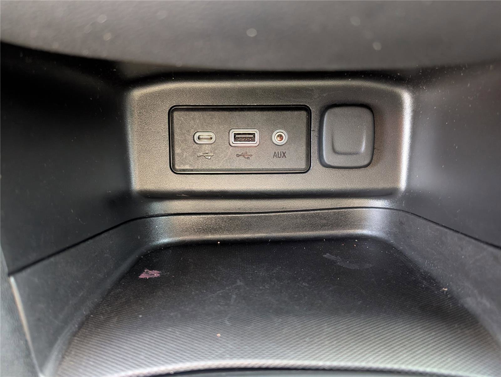 Used 2022 Chevrolet Equinox LT AWD/4WD image 27