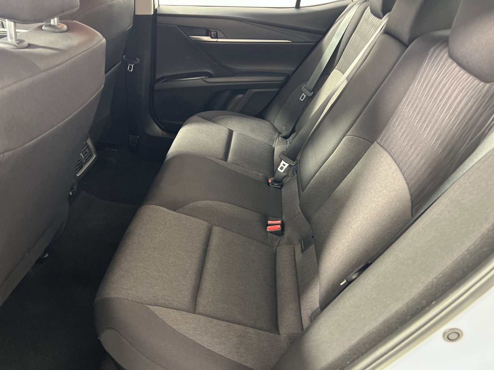 Used 2025 Toyota Camry LE image 25