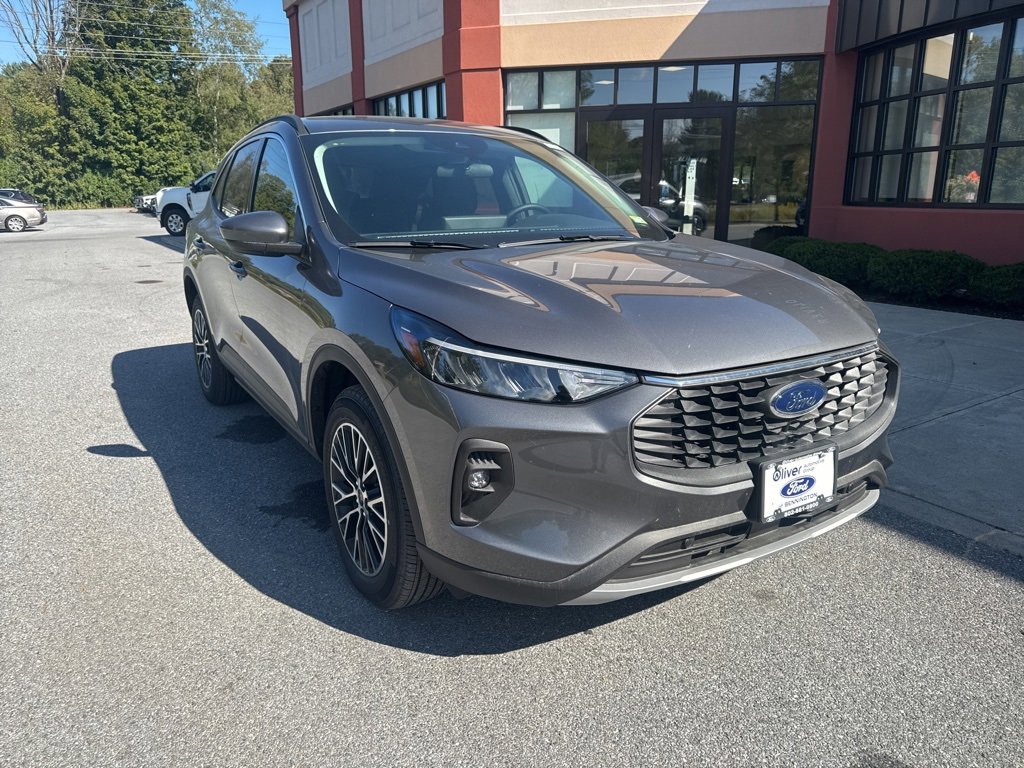 New 2024 Ford Escape SE image 9