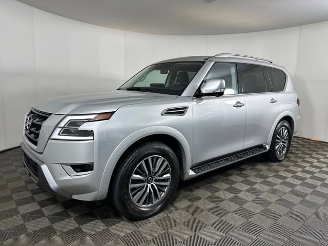 Used 2024 Nissan Armada SL w/ Captain's Chairs Package image 7