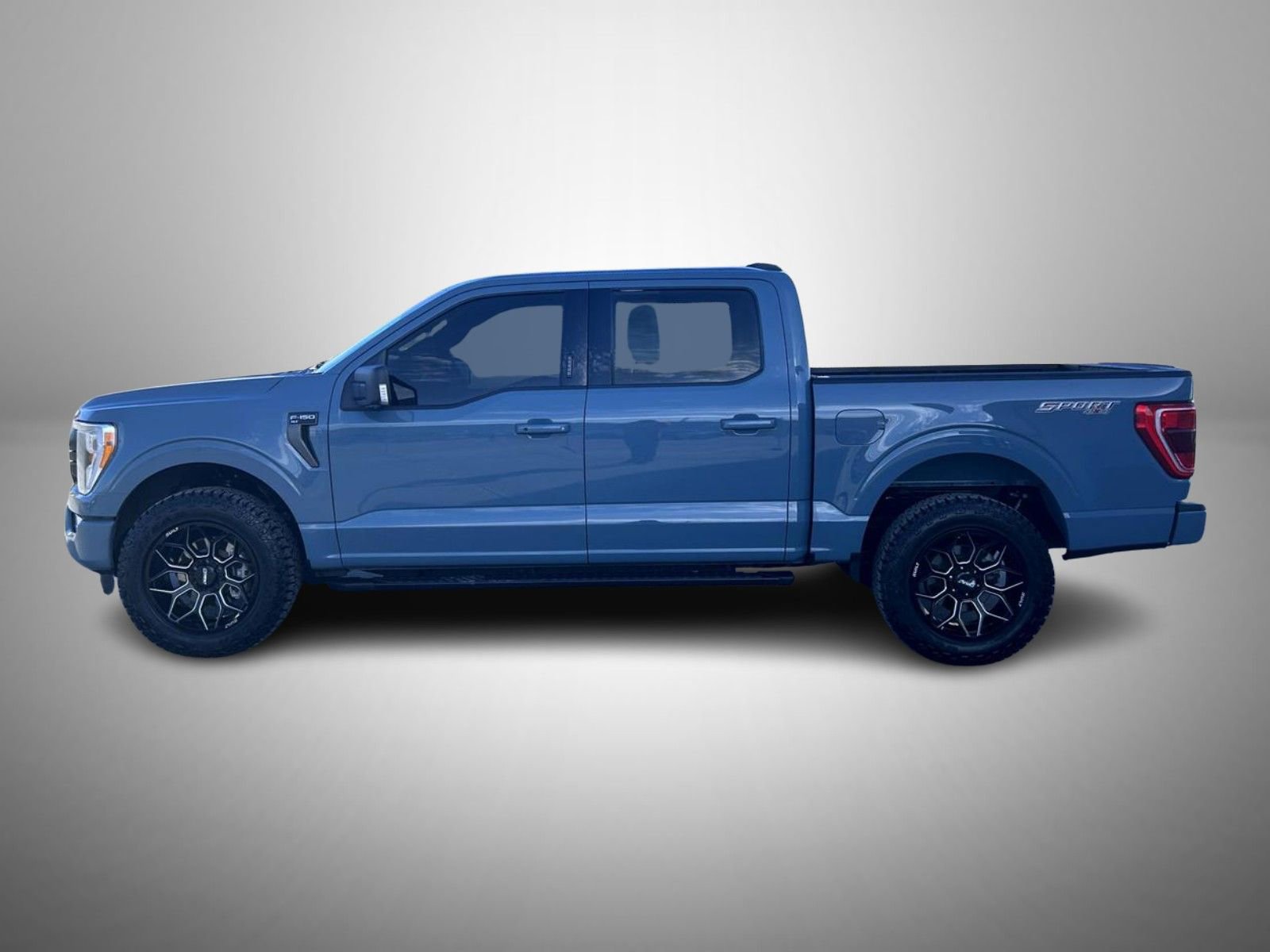 Used 2023 Ford F150 XLT w/ Equipment Group 302A High image 8