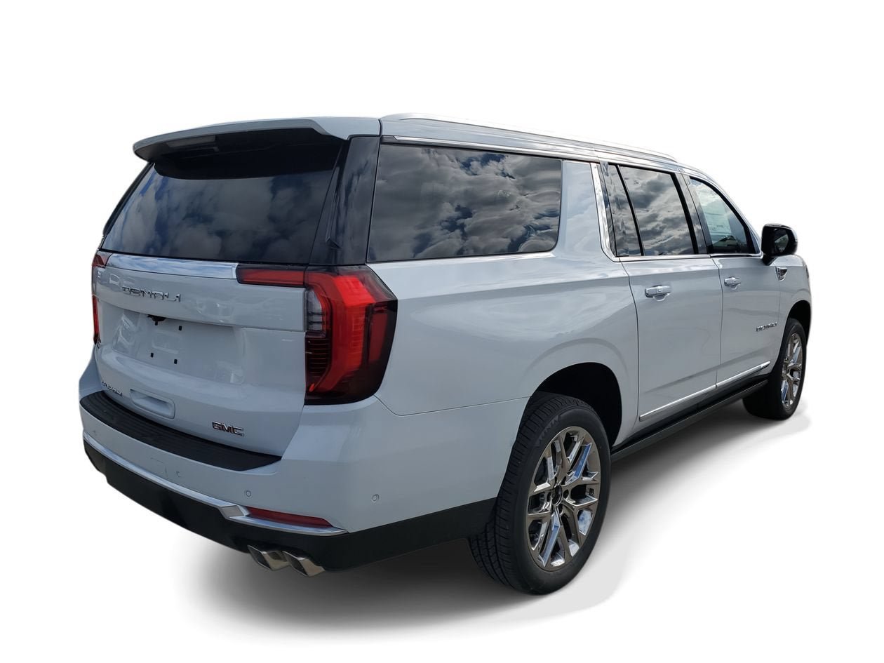 New 2026 GMC Yukon XL Denali w/ Sun & Power Step Package AWD/4WD image 5