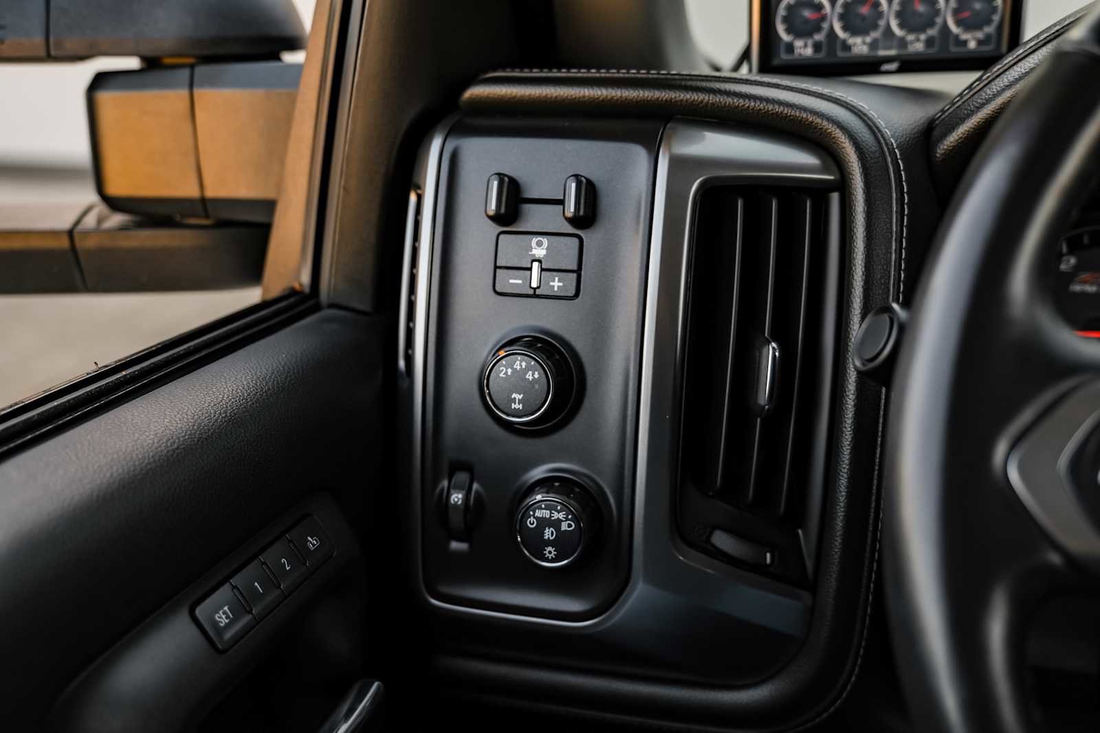 Used 2016 Chevrolet Silverado 3500 LTZ w/ Duramax Plus Package image 29