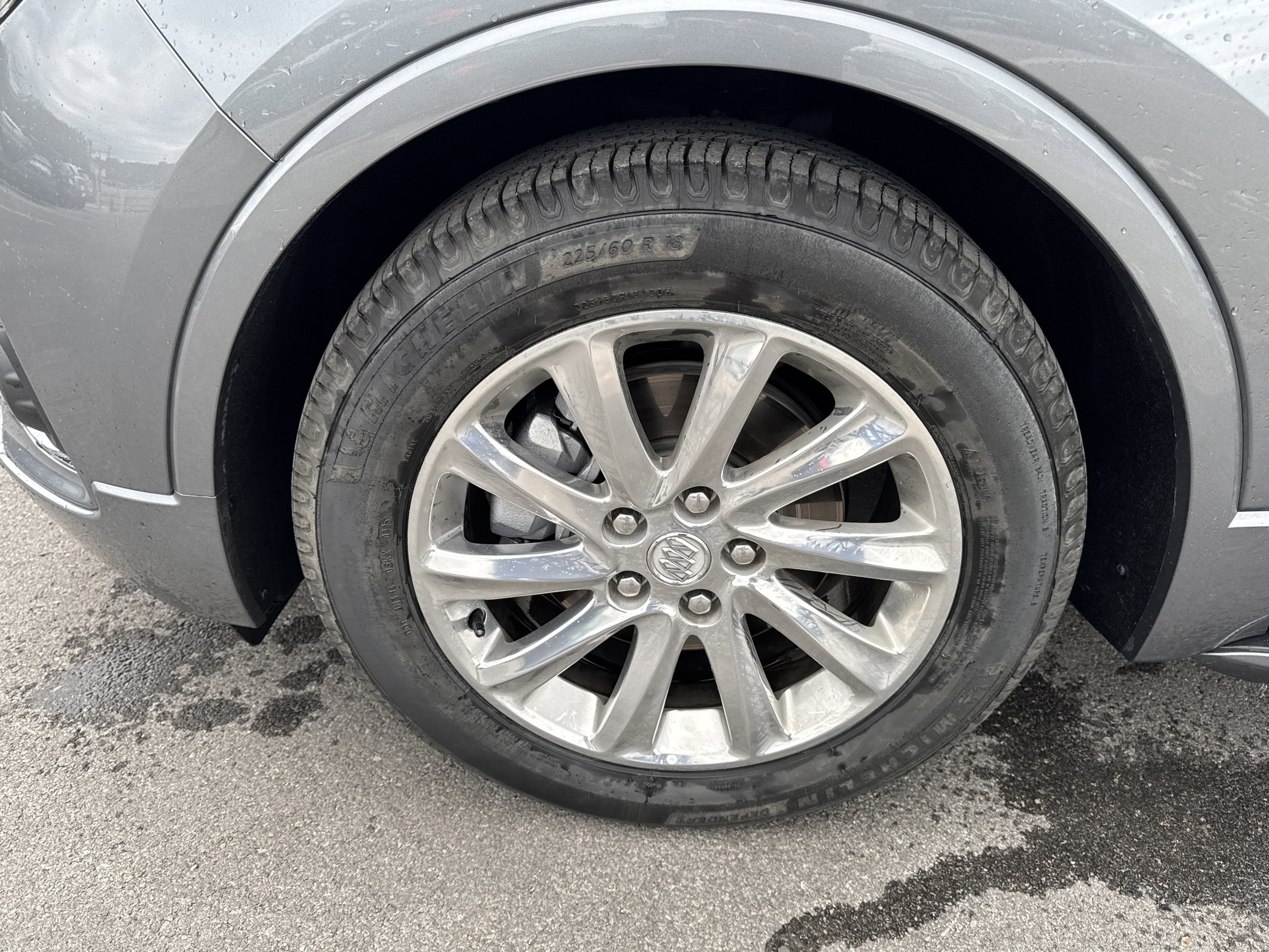 Used 2020 Buick Envision Essence image 9