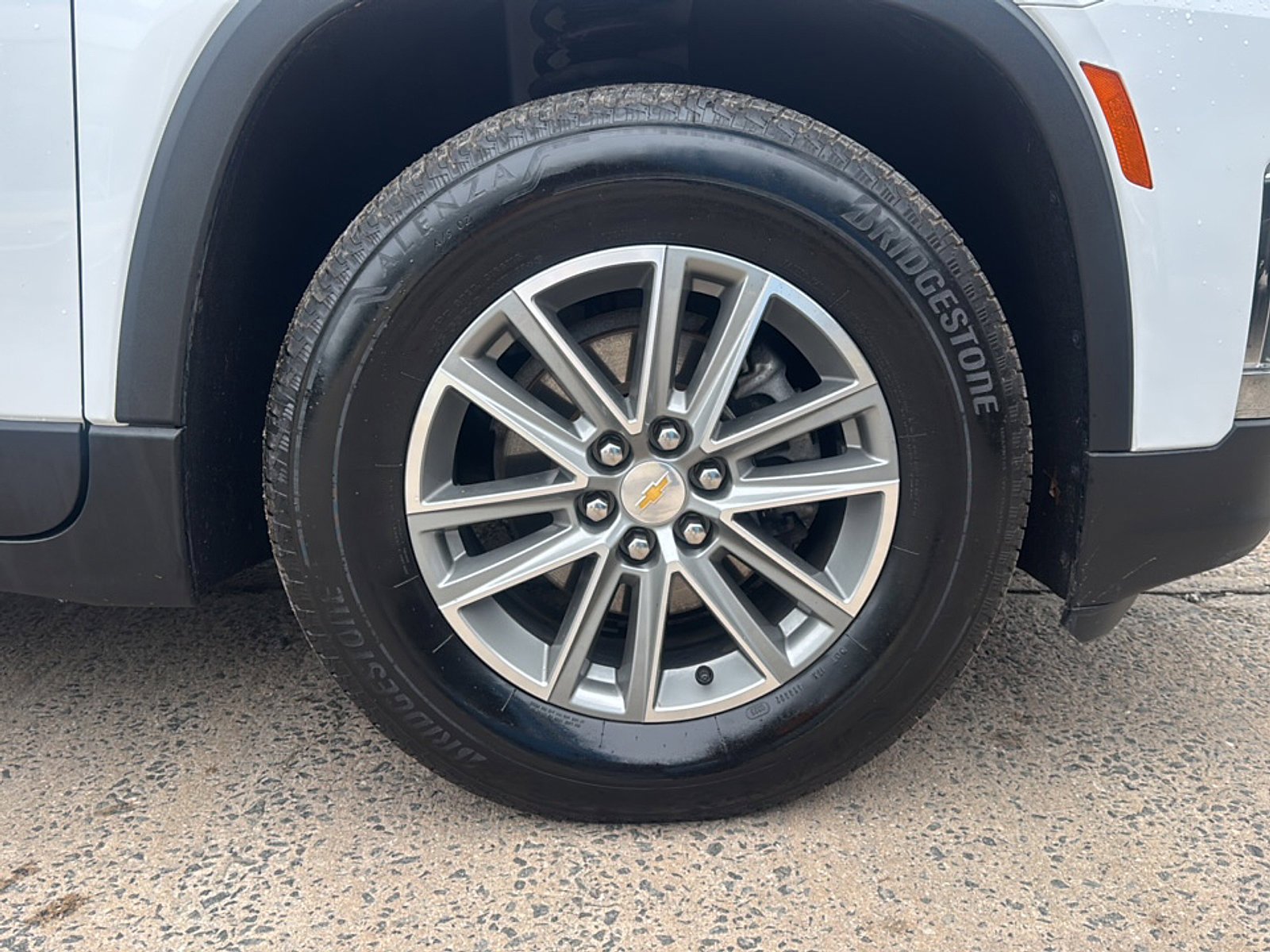 Certified 2023 Chevrolet Traverse LT AWD/4WD image 45