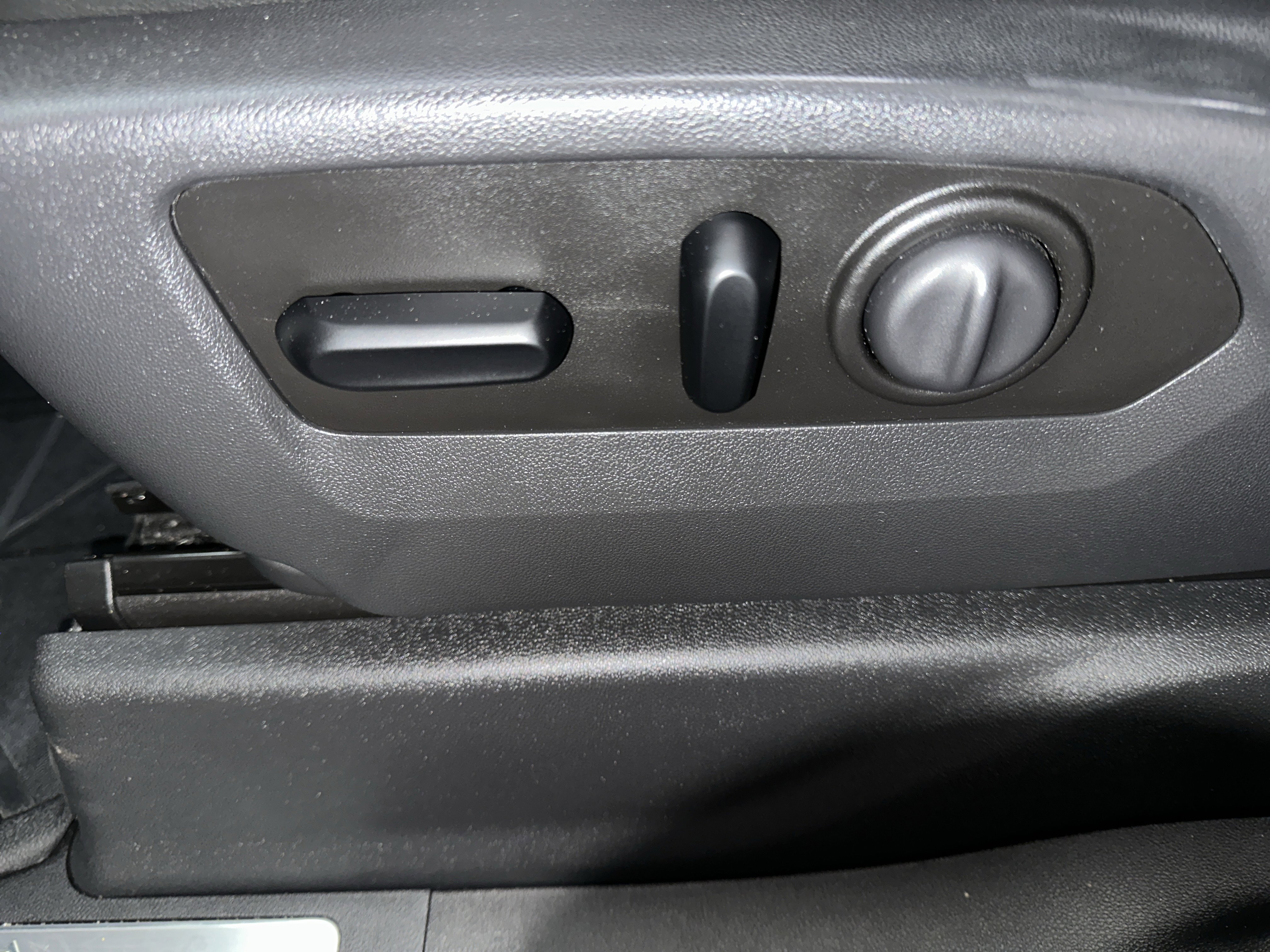 Used 2019 Chevrolet Silverado 1500 High Country image 23