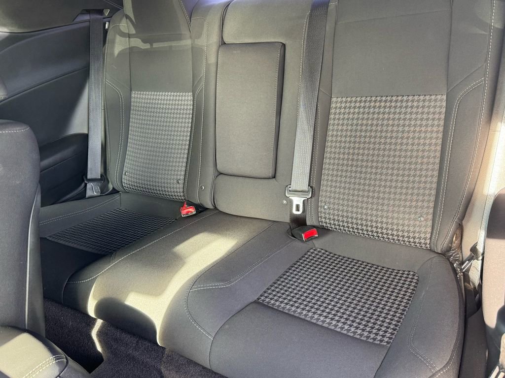 Used 2019 Dodge Challenger SXT image 12
