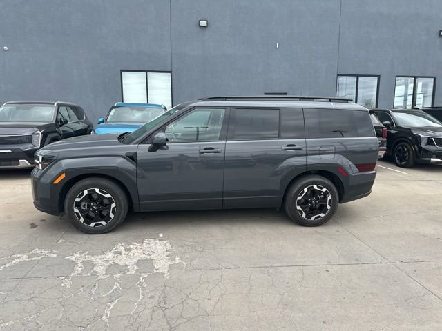 Used 2025 Hyundai Santa Fe SEL image 2