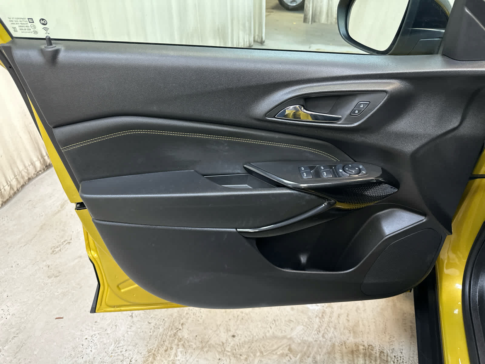Used 2024 Chevrolet Trax ACTIV w/ Driver Confidence Package FWD image 27